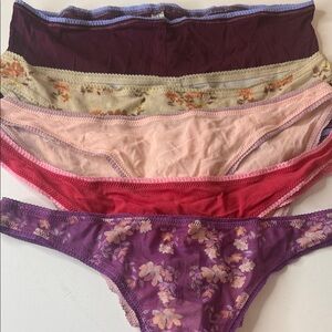 Free People Assortment of Panties 5 Pairs. Size Large / 7